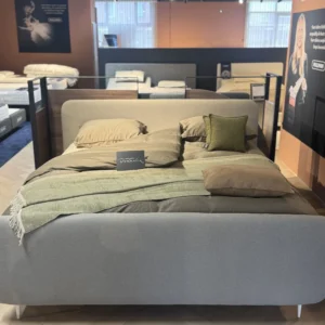 Eastborn Globe Boxspring