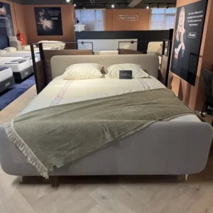 Eastborn Globe Boxspring