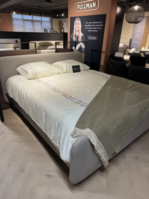 Eastborn Globe Boxspring - Afbeelding 2