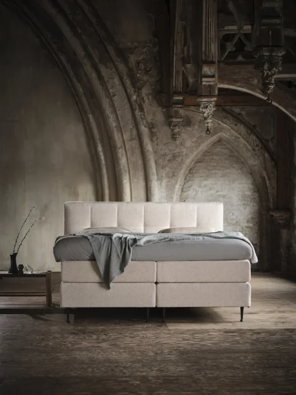 Belleville Boxspring Pullman