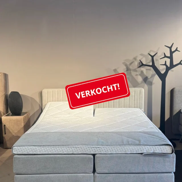 Boxspring Limited - Verstelbaar (Verkocht!) 1 Boxspring Limited - Verstelbaar (Verkocht!)