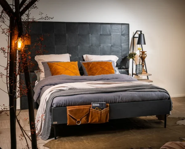 Steels and Stocking Joplin ledikant