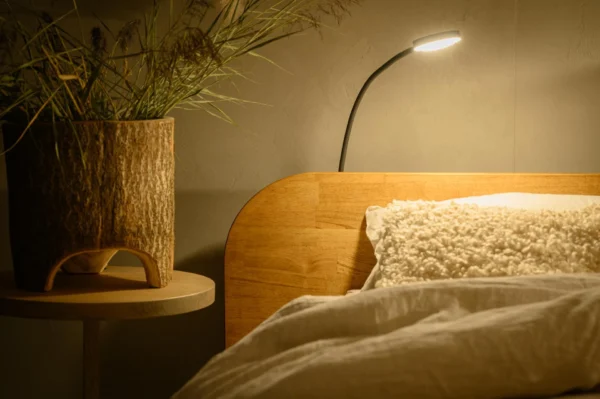 Steel and Stockings Lotta Rubberwood Ledikant - Afbeelding 2