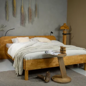 Steel and Stockings Lotta Rubberwood Ledikant